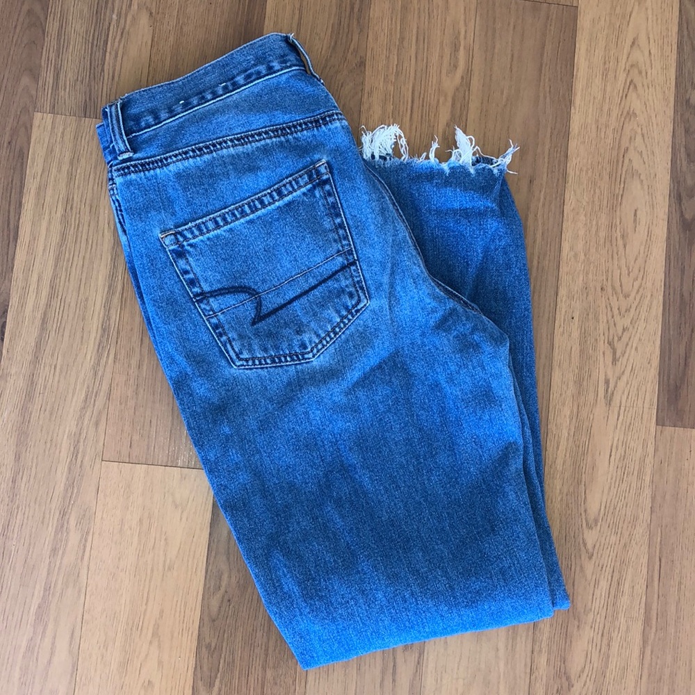 American Eagle Mom Jeans